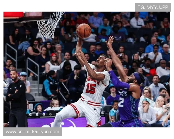 公牛怀特持球突破进步 需提升分球视野破联防 公牛怀特持球突破进步 需提升分球视野破联防